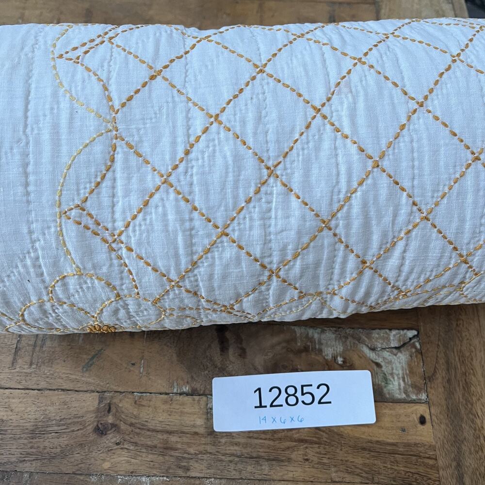 Handmade Hand Quilted Yellow Floral Embroidery Cotton Quilt Bedspread 75"x77" - Picture 15 of 15